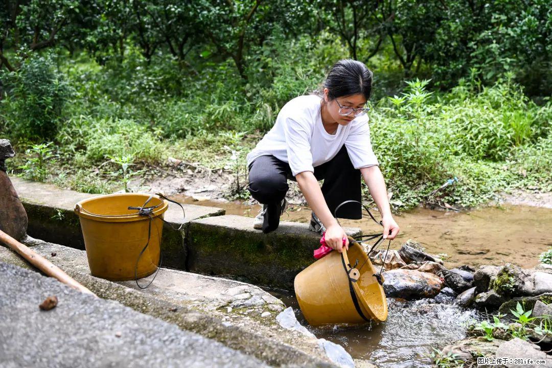 全网追的“扁担女孩”，找了一份暑假工，时薪12元 - 馆陶生活资讯 - 馆陶28生活网 guantao.28life.com